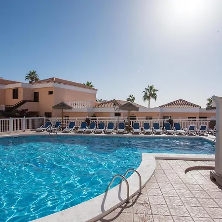 Aparthotel 109 Penthouse , Incredible View, Marco 3*