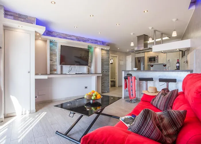 Apartmanhotel 109 Penthouse , Incredible View, Marco 3*