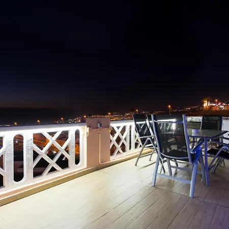 Aparthotel 109 Penthouse , Incredible View, Marco