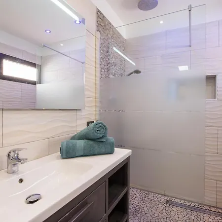 아파트호텔 109 Penthouse , Incredible View, Marco 아데제