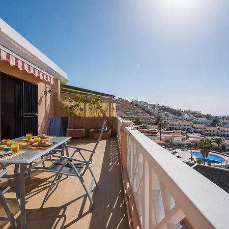 Aparthotel 109 Penthouse , Incredible View, Marco Costa Adeje (Tenerife)