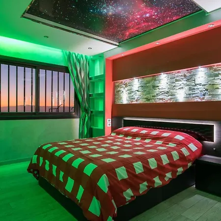 109 Penthouse , Incredible View, Marco Aparthotel 3*