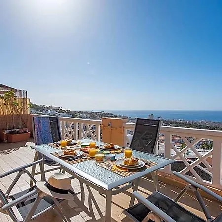 Apartmanhotel 109 Penthouse , Incredible View, Marco 3*