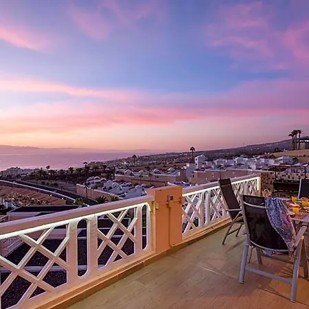 아파트호텔 109 Penthouse , Incredible View, Marco 3*