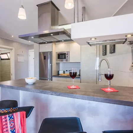 109 Penthouse , Incredible View, Marco Apart-hotel