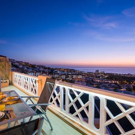 109 Penthouse , Incredible View, Marco Apart-hotel