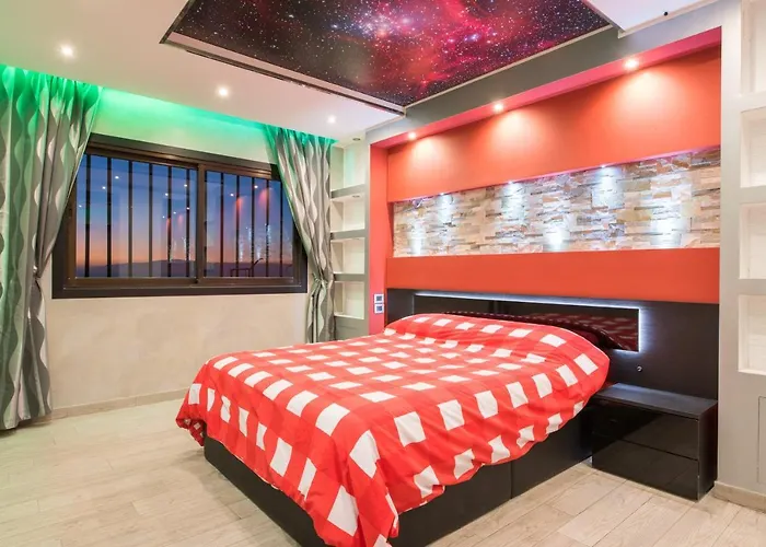 109 Penthouse , Incredible View, Marco 3* Адехе