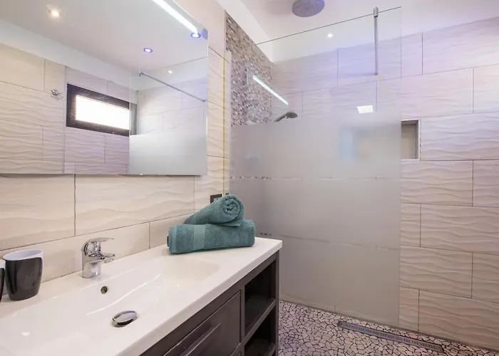 Апарт-отель 109 Penthouse , Incredible View, Marco Адехе